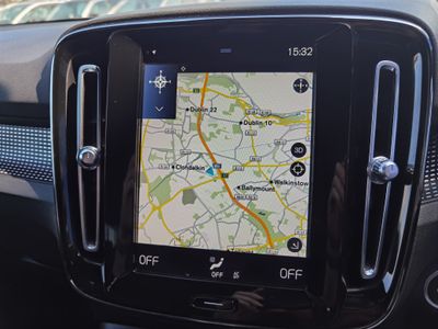 2022 Volvo XC40