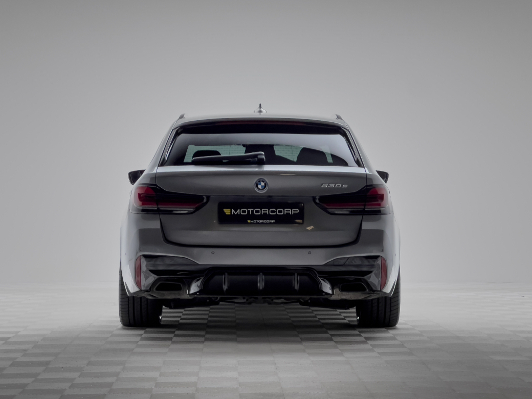 2022 BMW 5 Series