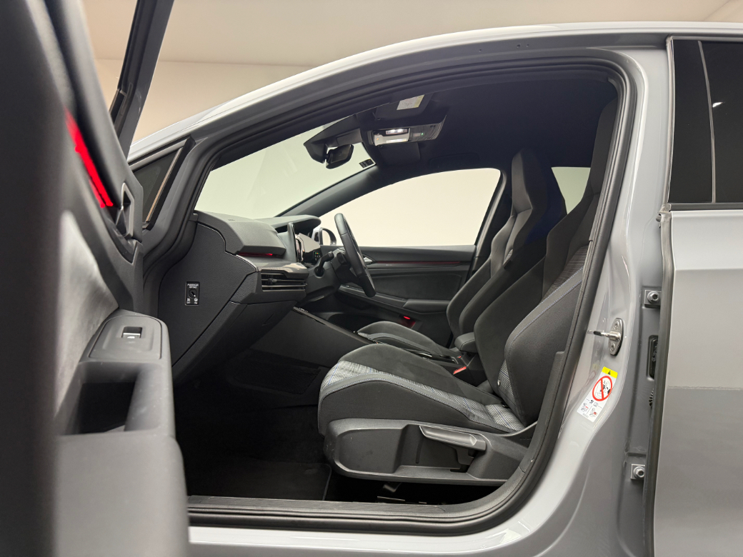 2024 Volkswagen Golf