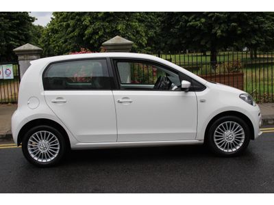 2013 Volkswagen up!
