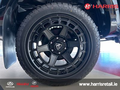 2026 Black Isuzu D-MAX