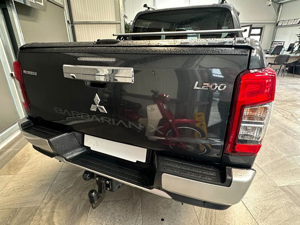 2020 Mitsubishi L200