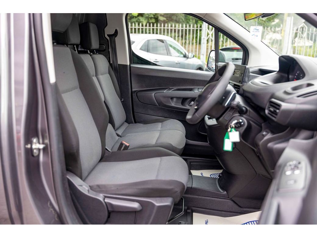 2020 Peugeot Partner