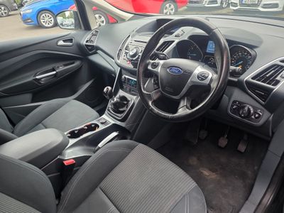 2015 Ford Grand C-Max