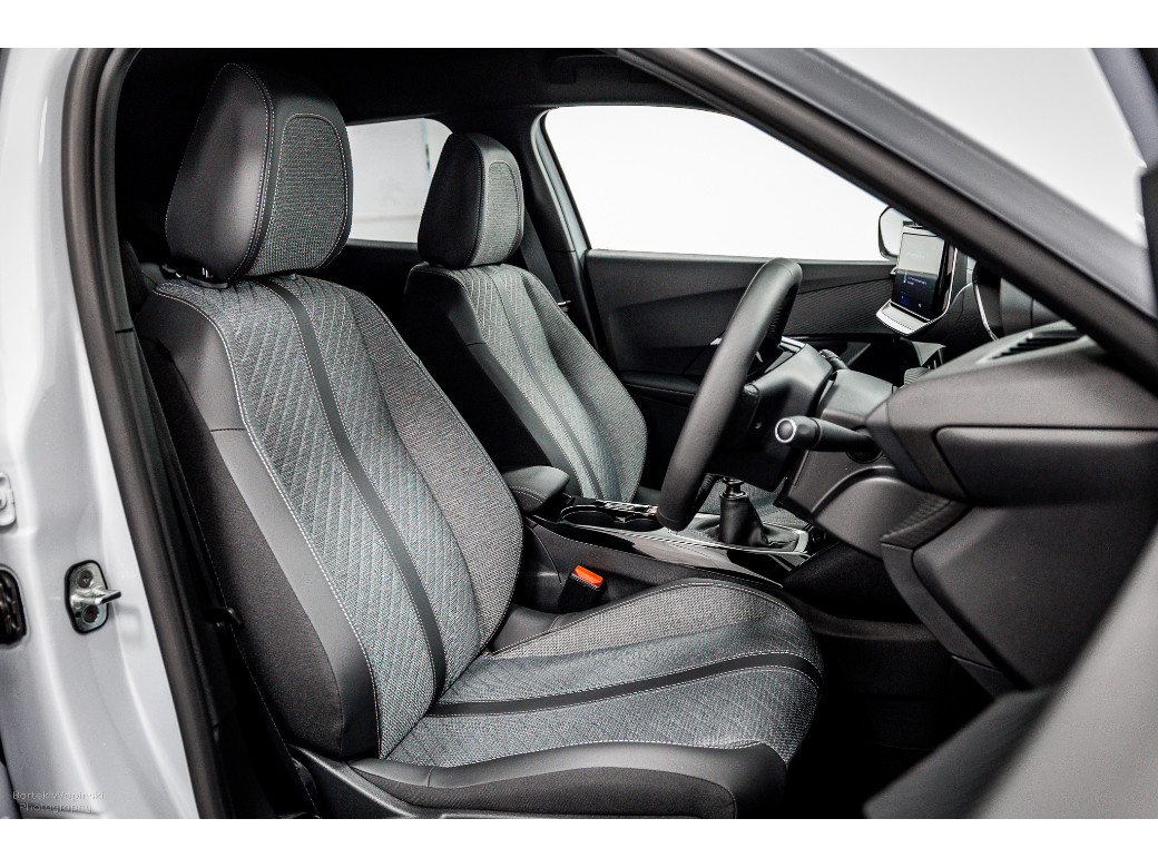 2025 Peugeot 2008
