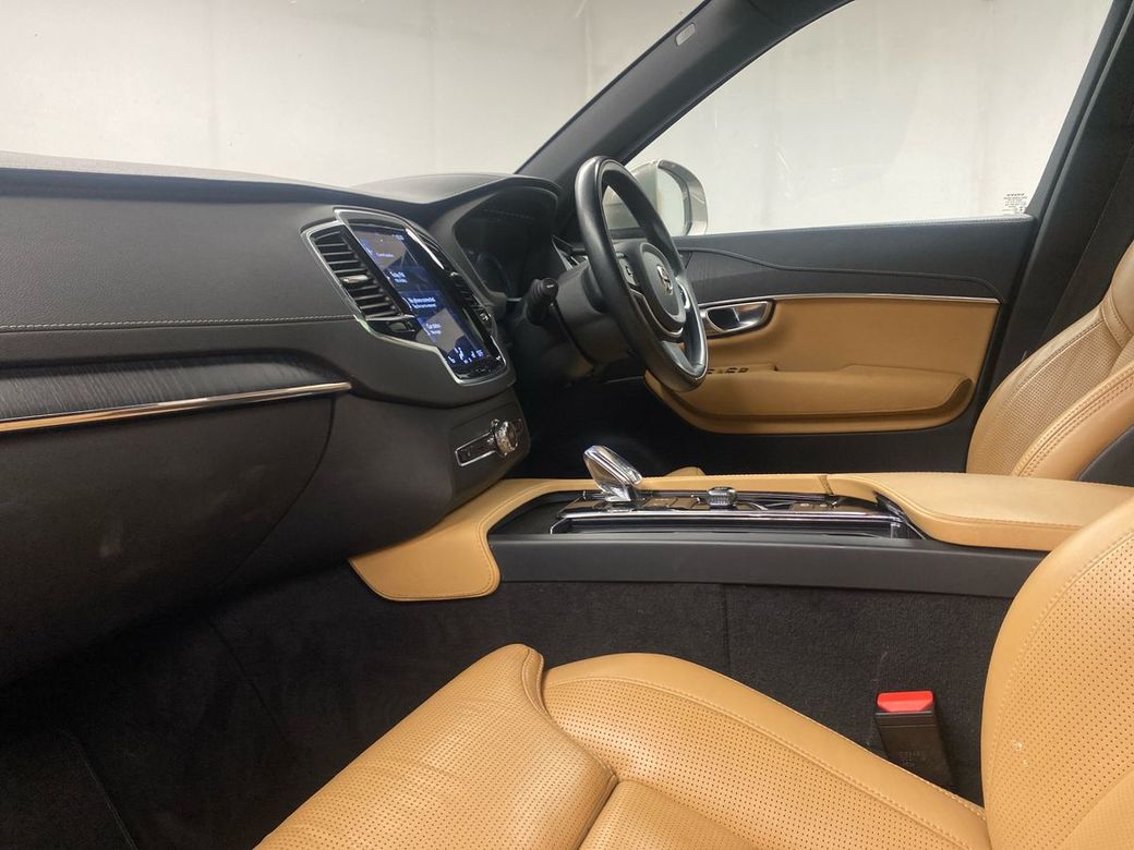 2022 Volvo XC90