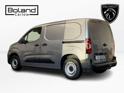 2025 Peugeot Partner