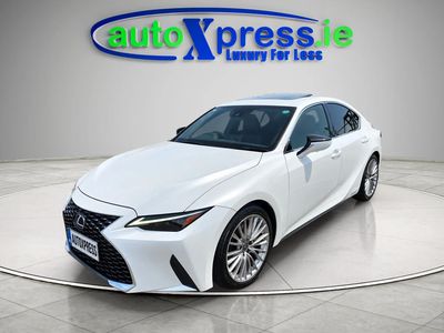 2021 Lexus IS 300h