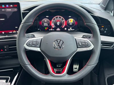 2025 Volkswagen Golf