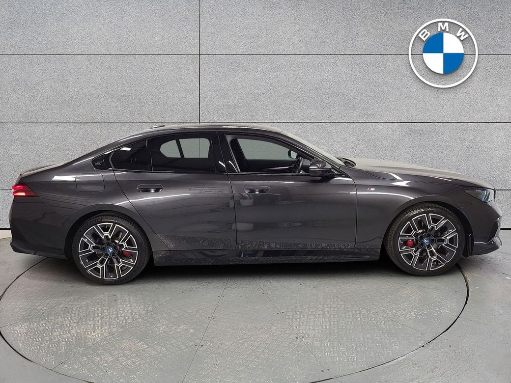 2024 BMW 5 Series