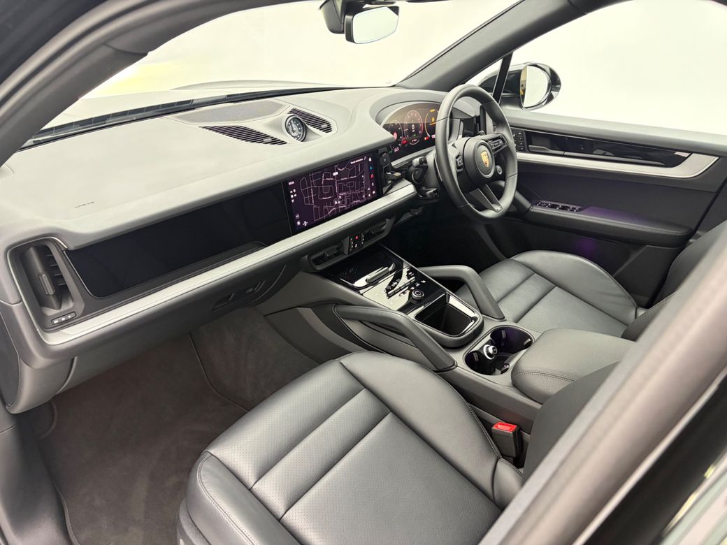 2025 Porsche Cayenne