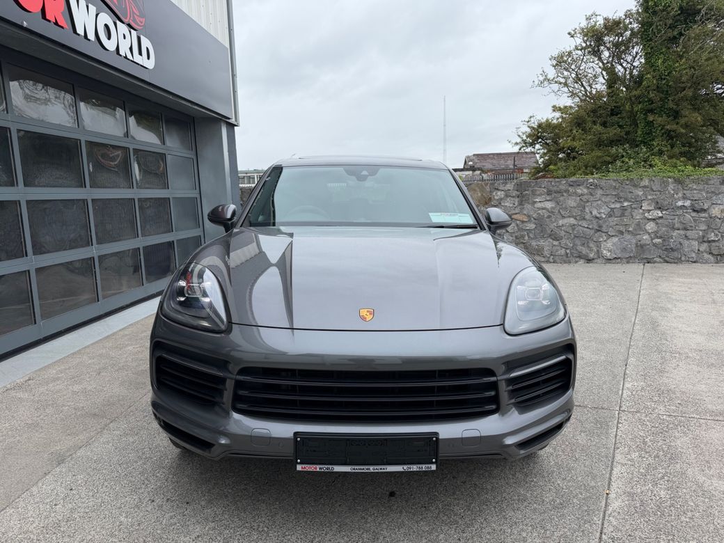 2023 Porsche Cayenne