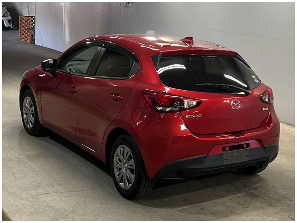 2016 Mazda Demio