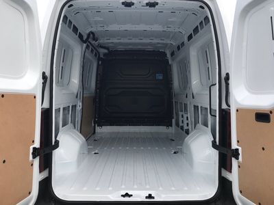 2025 Renault Master