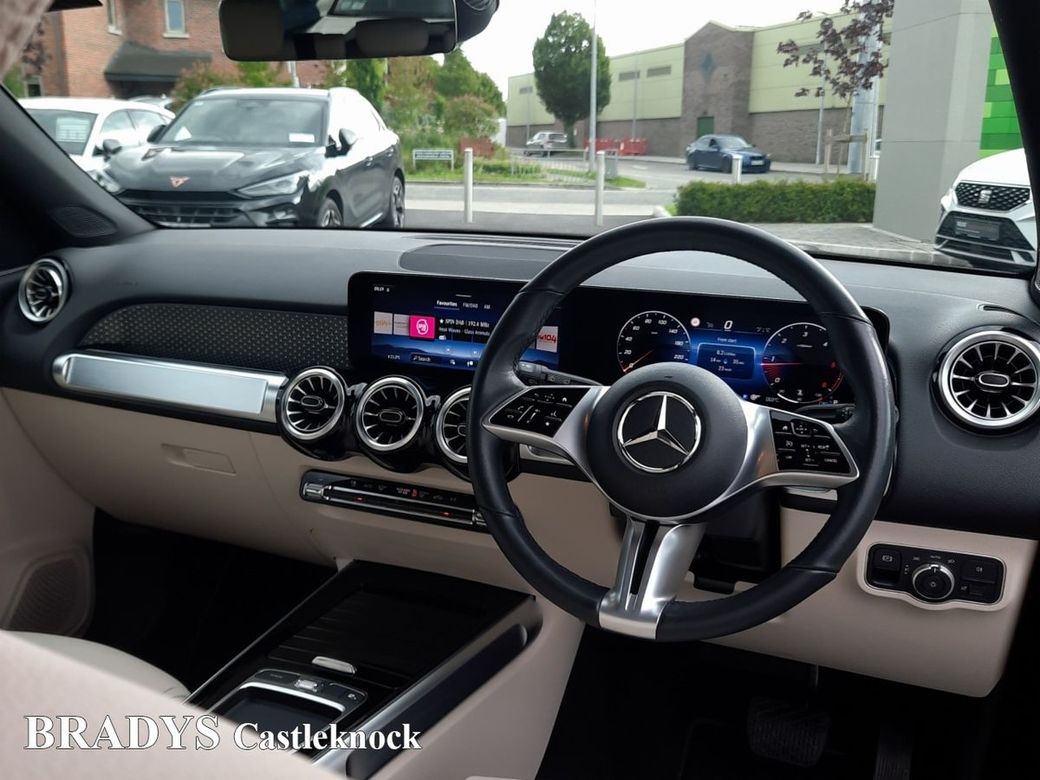 2024 Mercedes-Benz GLB Class