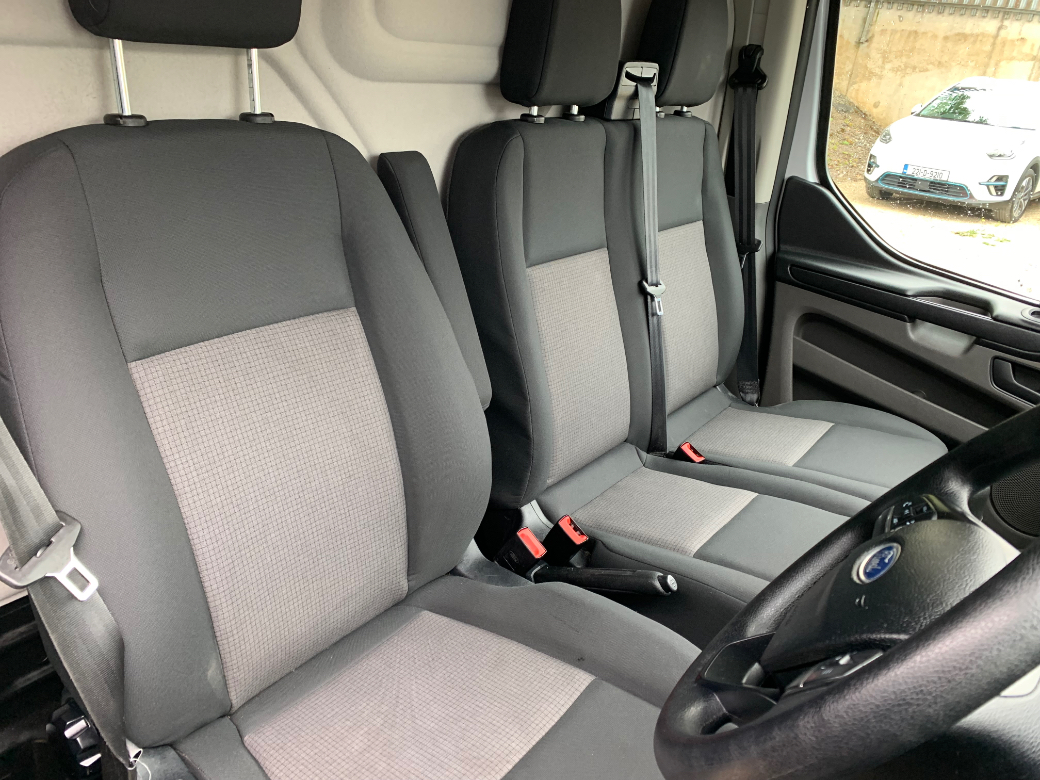 2022 Ford Transit Custom