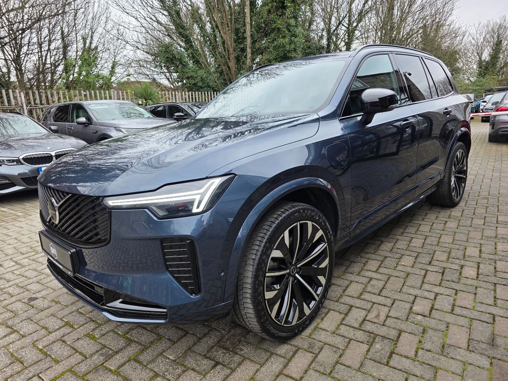 2025 Volvo XC90