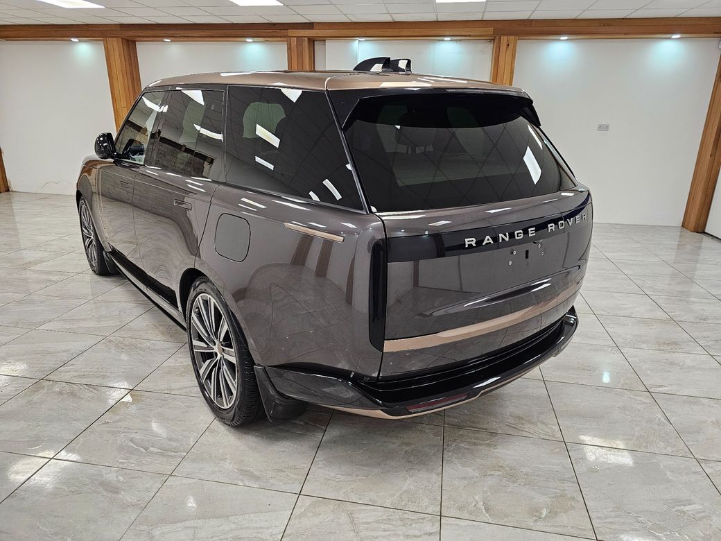 2025 Land Rover Range Rover