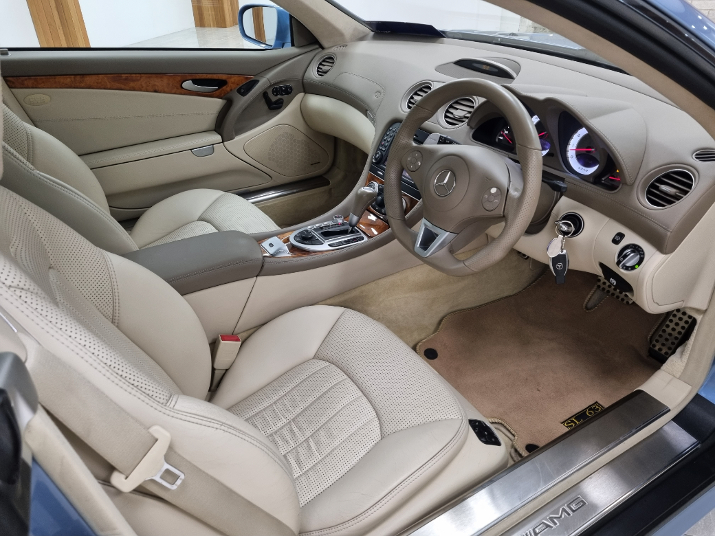 2010 Mercedes-Benz SL 63 AMG