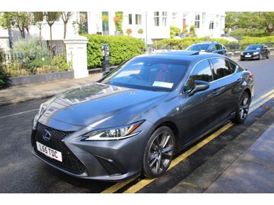 2019 Lexus ES 300h