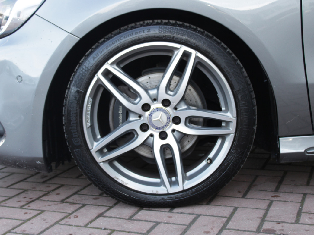 2016 Mercedes-Benz A 180