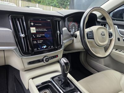 2017 Volvo S90
