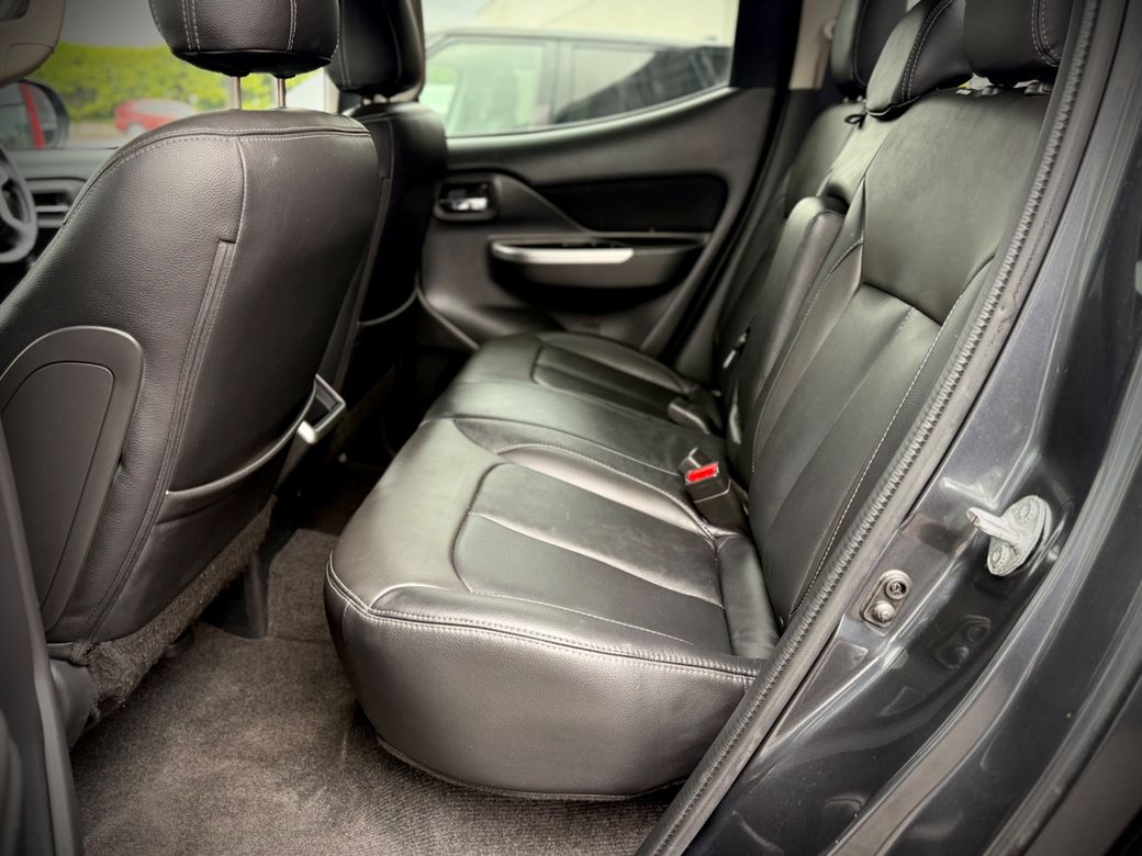 2020 Mitsubishi L200