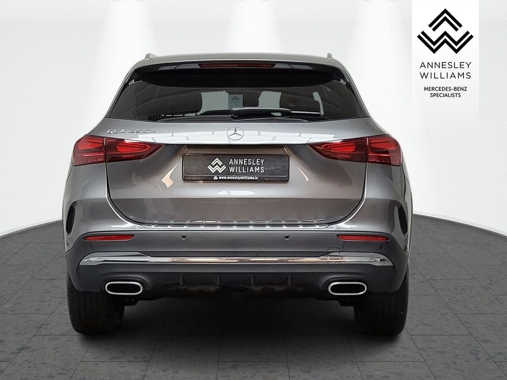 2025 Mercedes-Benz GLA Class