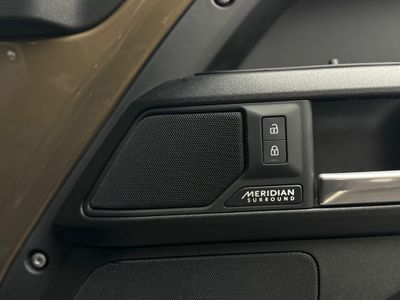 2025 Land Rover Defender