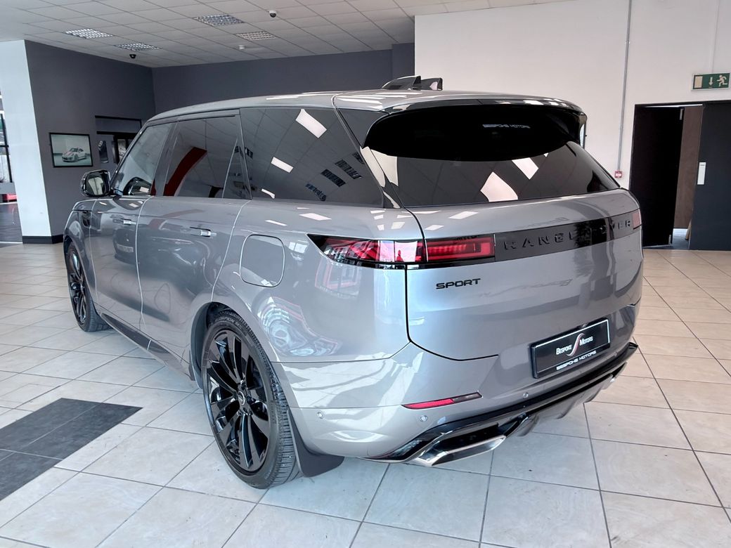 2025 Land Rover Range Rover Sport