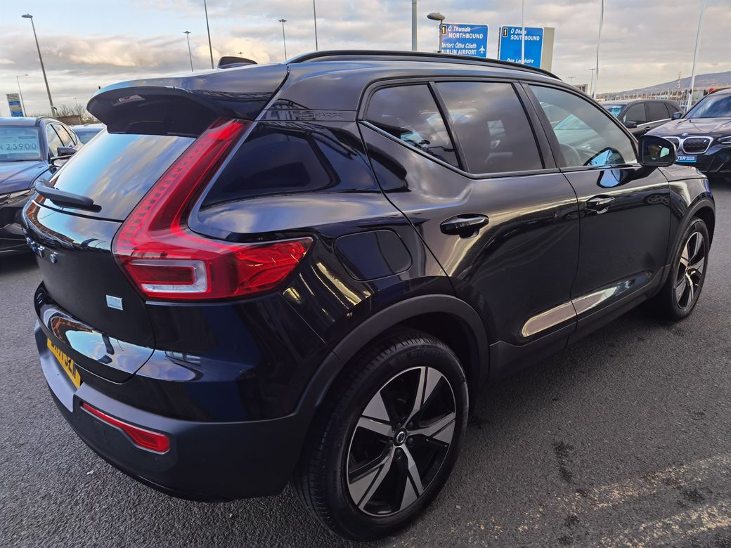 2021 Volvo XC40