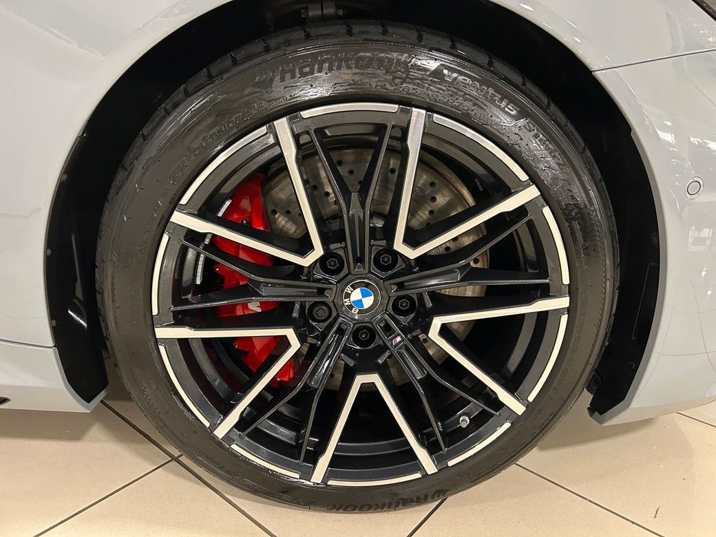 2025 BMW M5