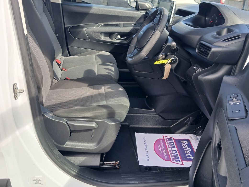 2020 Peugeot Partner