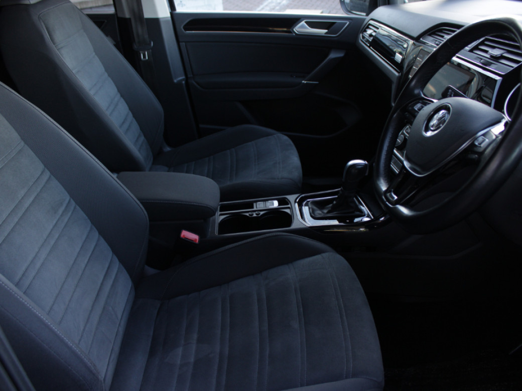 2020 Volkswagen Touran