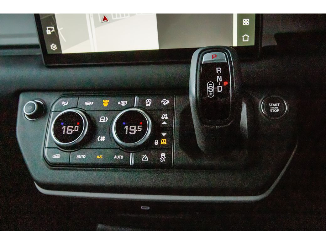 2025 Land Rover Defender