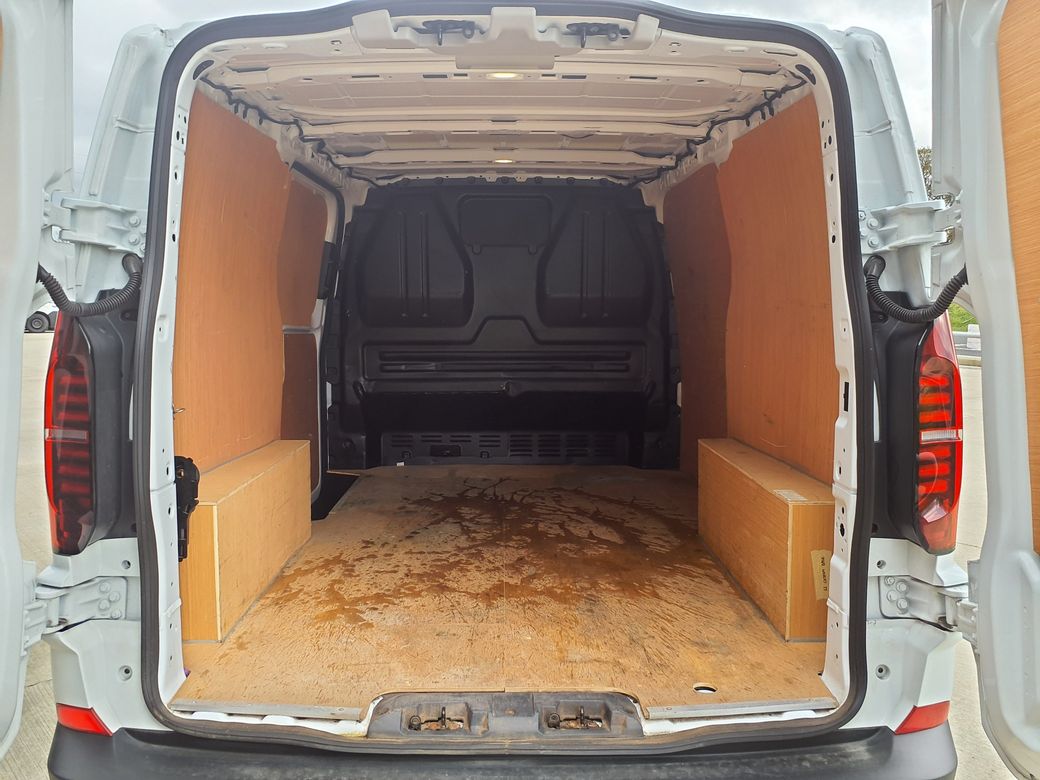 2025 Volkswagen Transporter