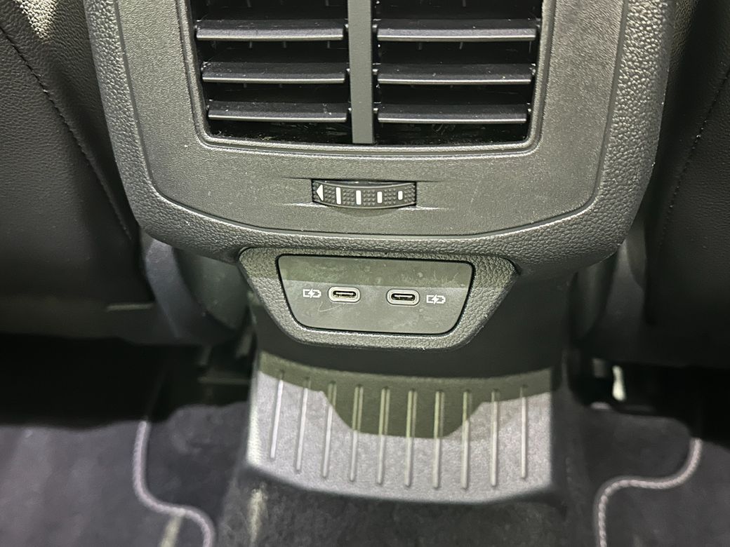 2023 Volkswagen T-Roc