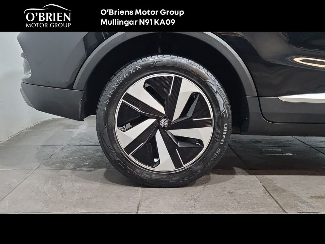 2023 MG ZS