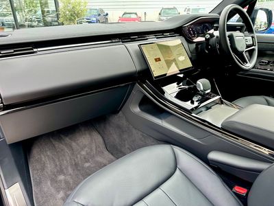 2026 Land Rover Range Rover Sport