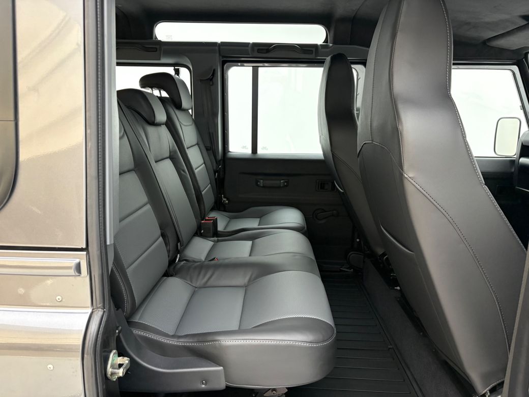2015 Land Rover Defender