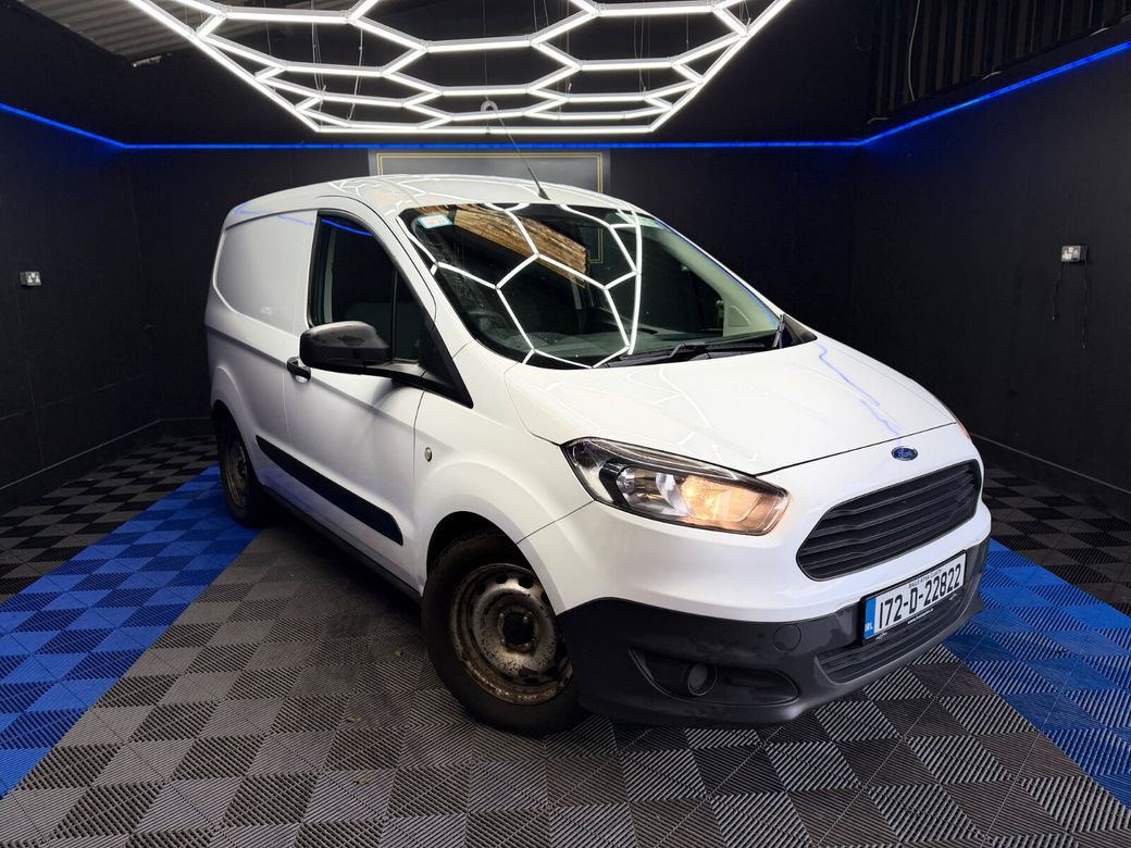 2017 Ford Courier