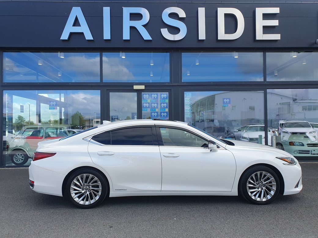 2020 Lexus ES 300h
