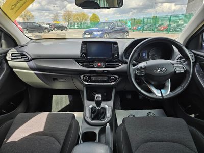 2021 Hyundai i30