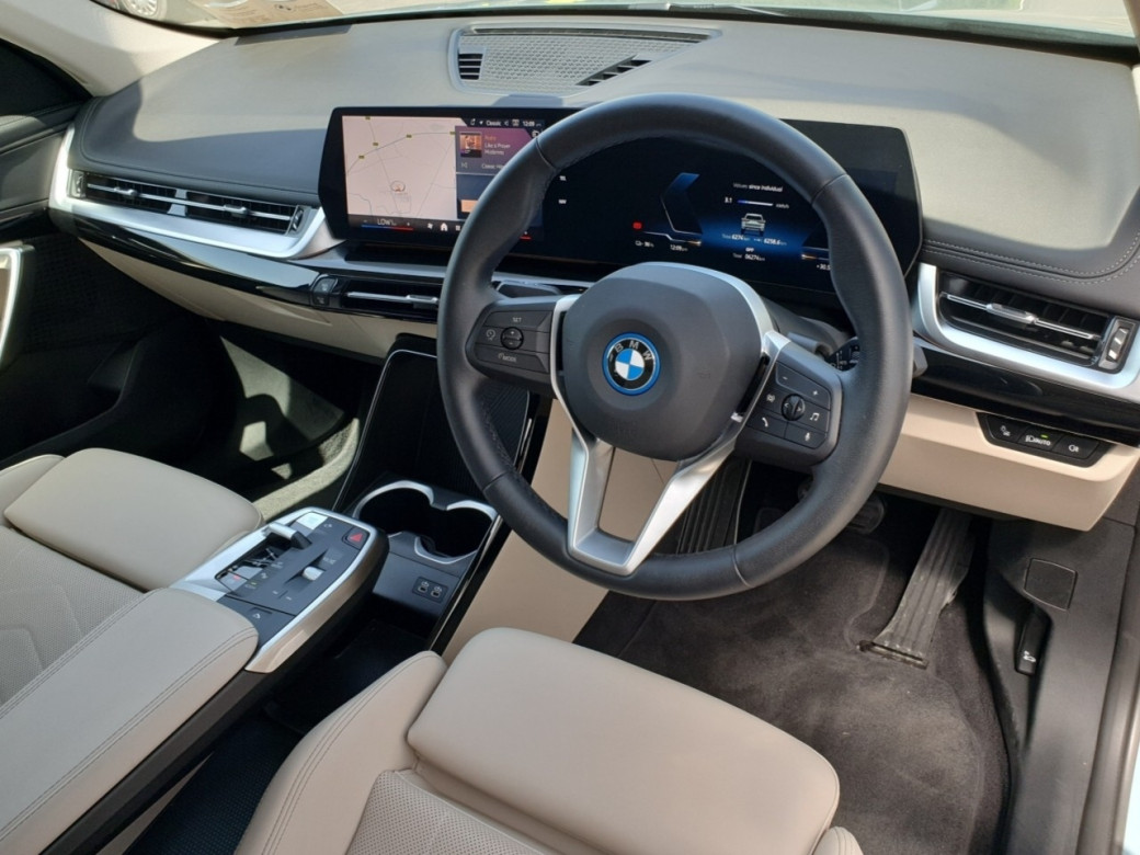 2025 BMW iX1