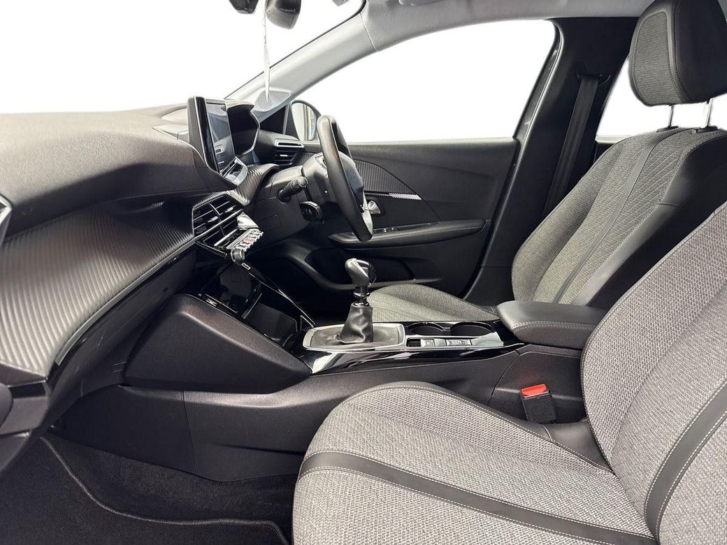 2024 Peugeot 208