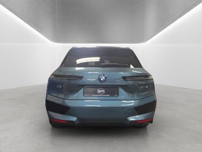 2022 BMW iX