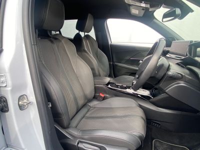 2025 Peugeot 2008