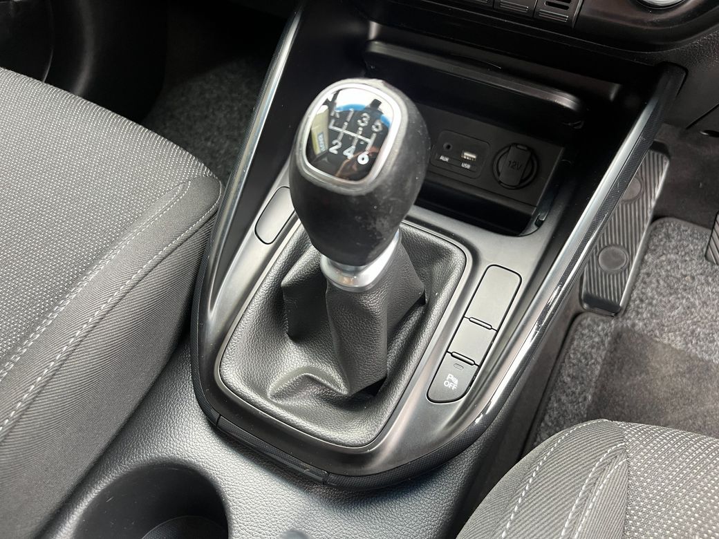 2018 Kia Carens