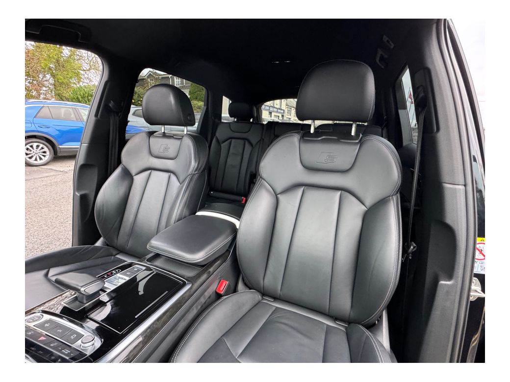 2021 Audi Q7
