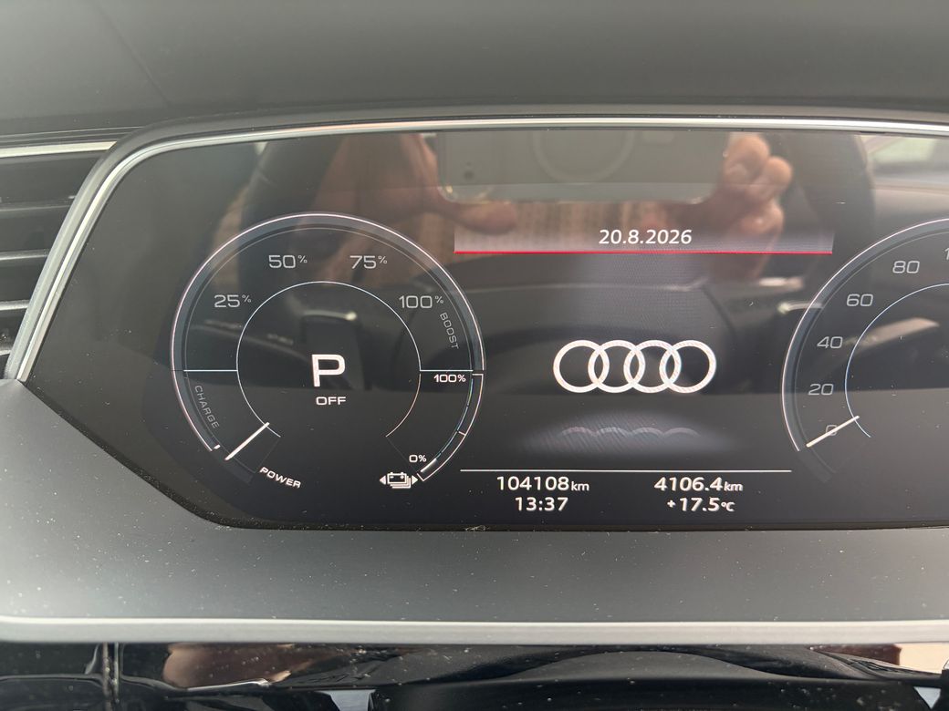 2022 Audi e-tron
